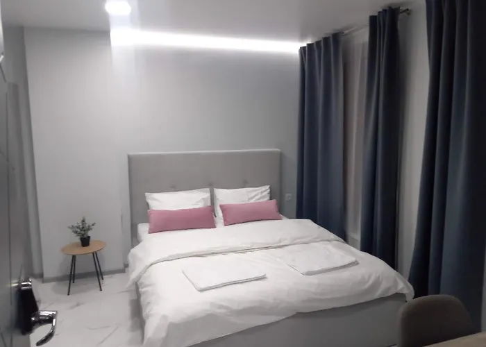 Pure Apartments Vip 4