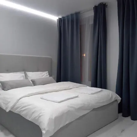 Pure Apartments Vip 4 利沃夫 外观 照片