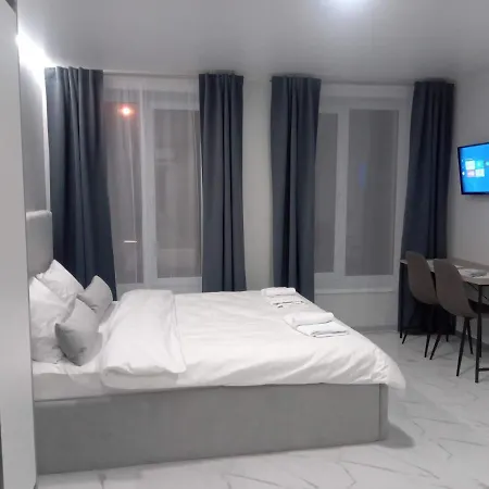Pure Apartments Vip 4 利沃夫 外观 照片